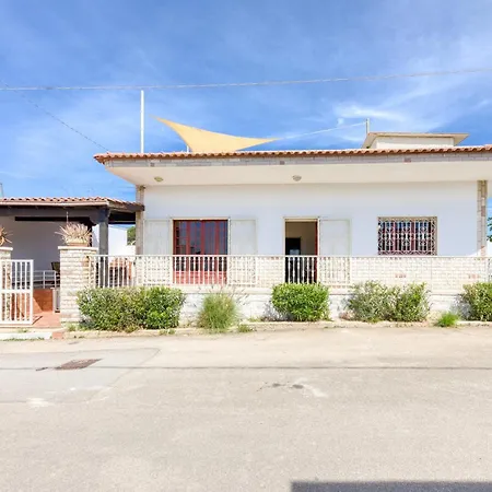 Patrizia Villa Torre San Giovanni Ugento